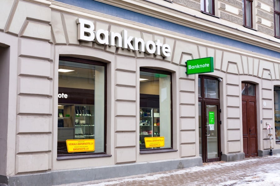 Banknote turpina paplašināties